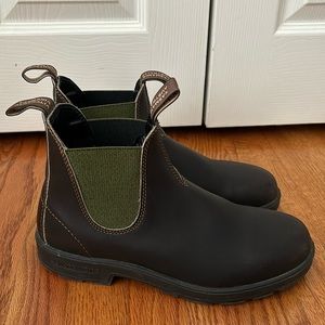 Men’s Blundstone Chelsea Boots Stout Brown Olive size 8